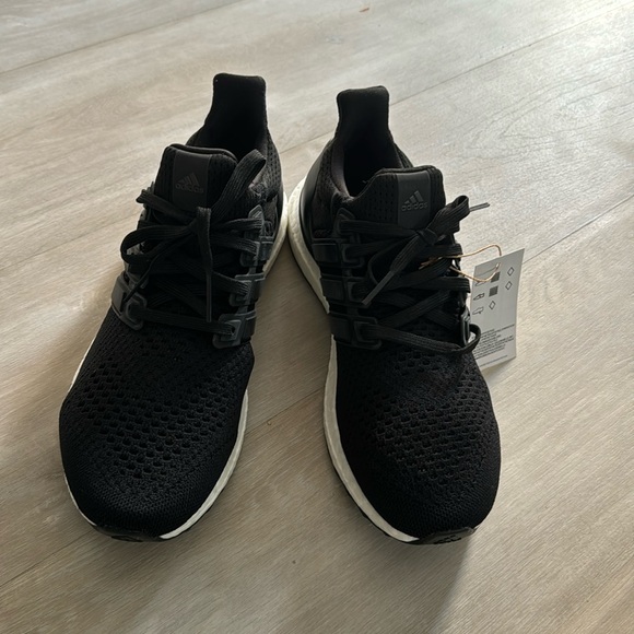 Adidas Ultraboost - Picture 7 of 7